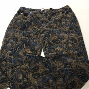 Harold’s size 6 women’s pants